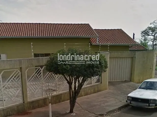 Casa com 300m², à venda, no bairro Jardim Itapoá em Londrina