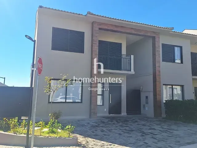 Casa 3 quartos e 2 banheiros, à venda, no bairro Jardim Santa Helena em Valinhos