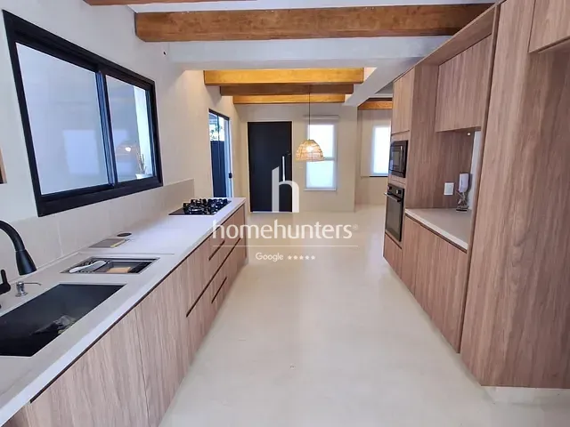 Casa 3 quartos e 2 banheiros, à venda, no bairro Jardim Santa Helena em Valinhos