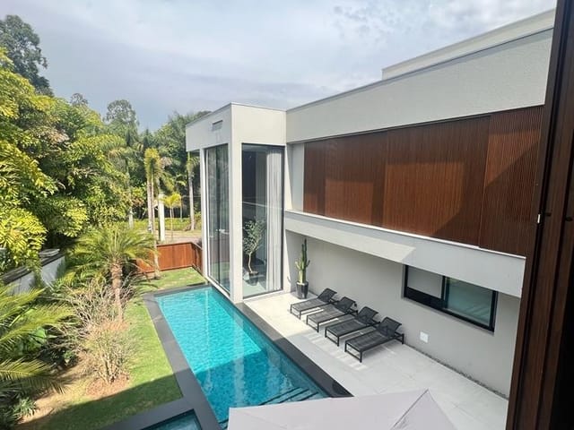 Casa com 981m² 7 quartos e 9 banheiros, à venda, no bairro Tamboré em Santana de Parnaíba