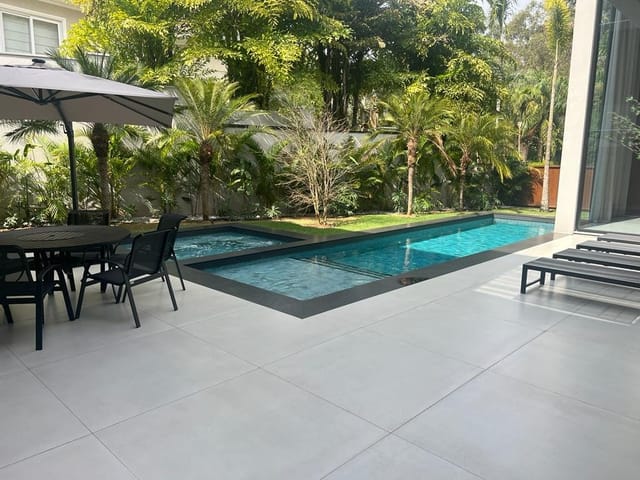 Casa com 981m² 7 quartos e 9 banheiros, à venda, no bairro Tamboré em Santana de Parnaíba