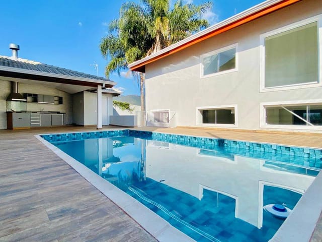 Maravilhosa casa no Jardim Paulista !