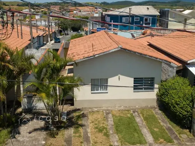 Casa com 173m² 3 quartos e 1 banheiro, à venda, no bairro Parque Residencial Alvorada em Caçapava