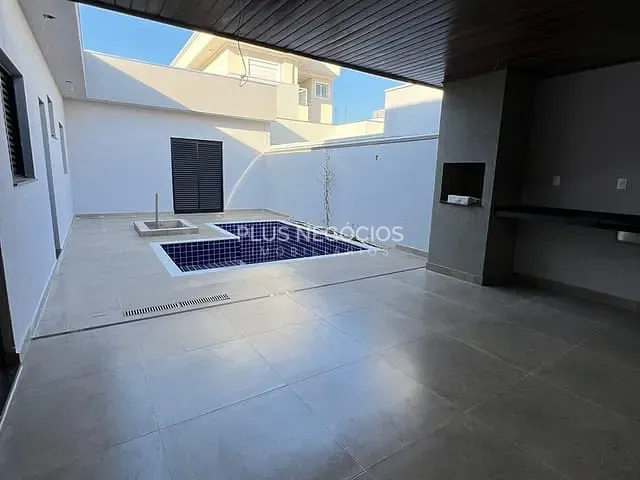 Casa com 250m² 3 quartos e 3 banheiros, à venda, no bairro Condimínio Le France em Sorocaba