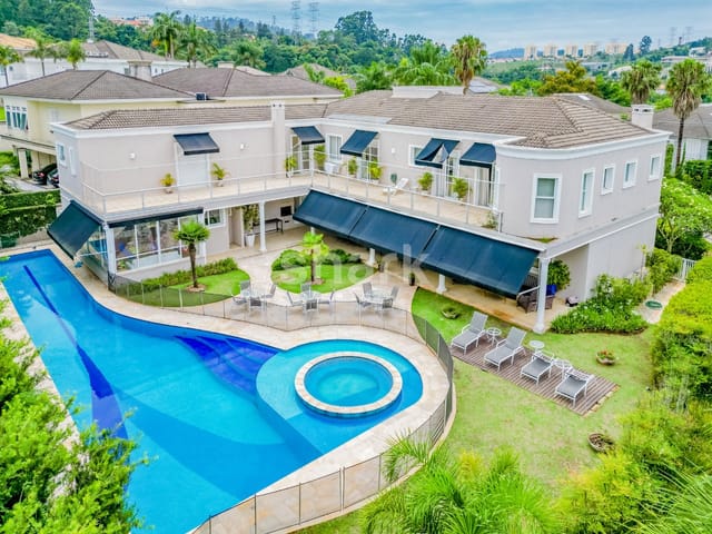 Casa com 1333m² 5 quartos e 8 banheiros, à venda, no bairro Tamboré em Santana de Parnaíba