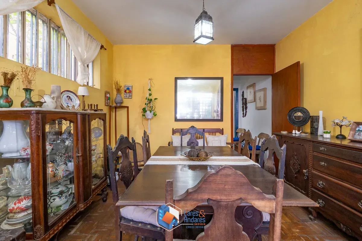 Casa, 3 quartos, 209 m² - Foto 1
