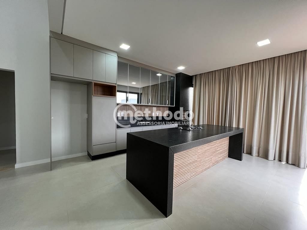 Casa, 3 quartos, 223 m² - Foto 8