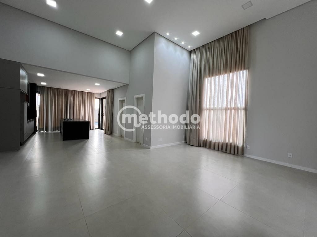 Casa, 3 quartos, 223 m² - Foto 2