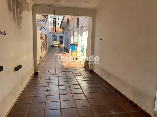 Casa com 350m² 3 quartos e 3 banheiros, à venda, no bairro Vila Itapura em Campinas