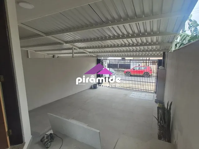 Casa com 125m² 2 quartos e 3 banheiros, para alugar, no bairro Jardim das Indústrias em São José Dos Campos