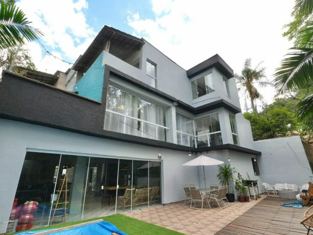 Casa com 353m² 3 quartos e 4 banheiros, à venda, no bairro Vila Irmãos Arnoni em São Paulo
