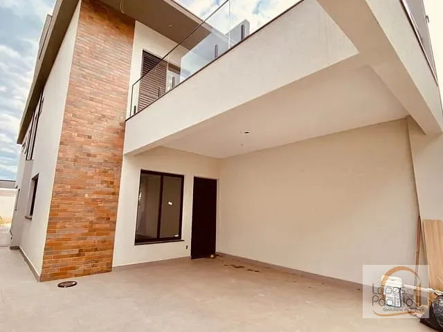 Casa com 240m² 3 quartos e 3 banheiros, à venda, no bairro Jardim dos Pinheiros em Atibaia