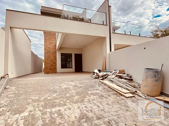 Casa com 240m² 3 quartos e 3 banheiros, à venda, no bairro Jardim dos Pinheiros em Atibaia