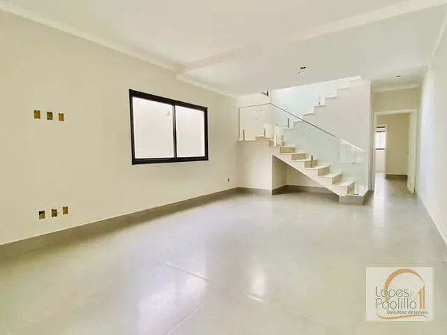 Casa com 240m² 3 quartos e 3 banheiros, à venda, no bairro Jardim dos Pinheiros em Atibaia