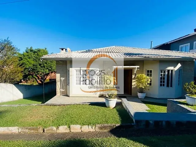 Casa com 578m² 3 quartos e 3 banheiros, à venda, no bairro Condomínio Parque das Garças I em Atibaia