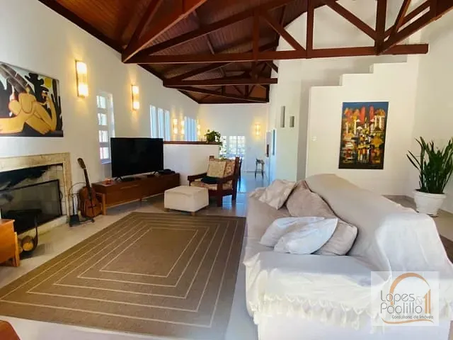 Casa com 578m² 3 quartos e 3 banheiros, à venda, no bairro Condomínio Parque das Garças I em Atibaia
