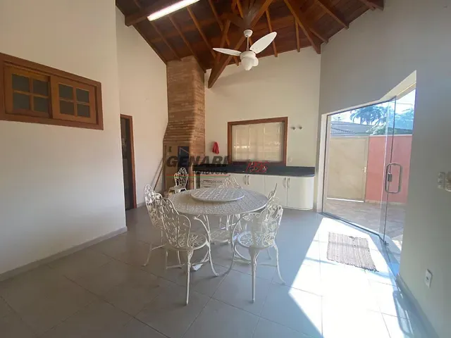Casa com 331m² 3 quartos e 3 banheiros, à venda, no bairro Jardim Dom Bosco em Indaiatuba