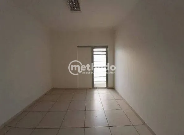 Casa, 1 quarto, 289 m² - Foto 19
