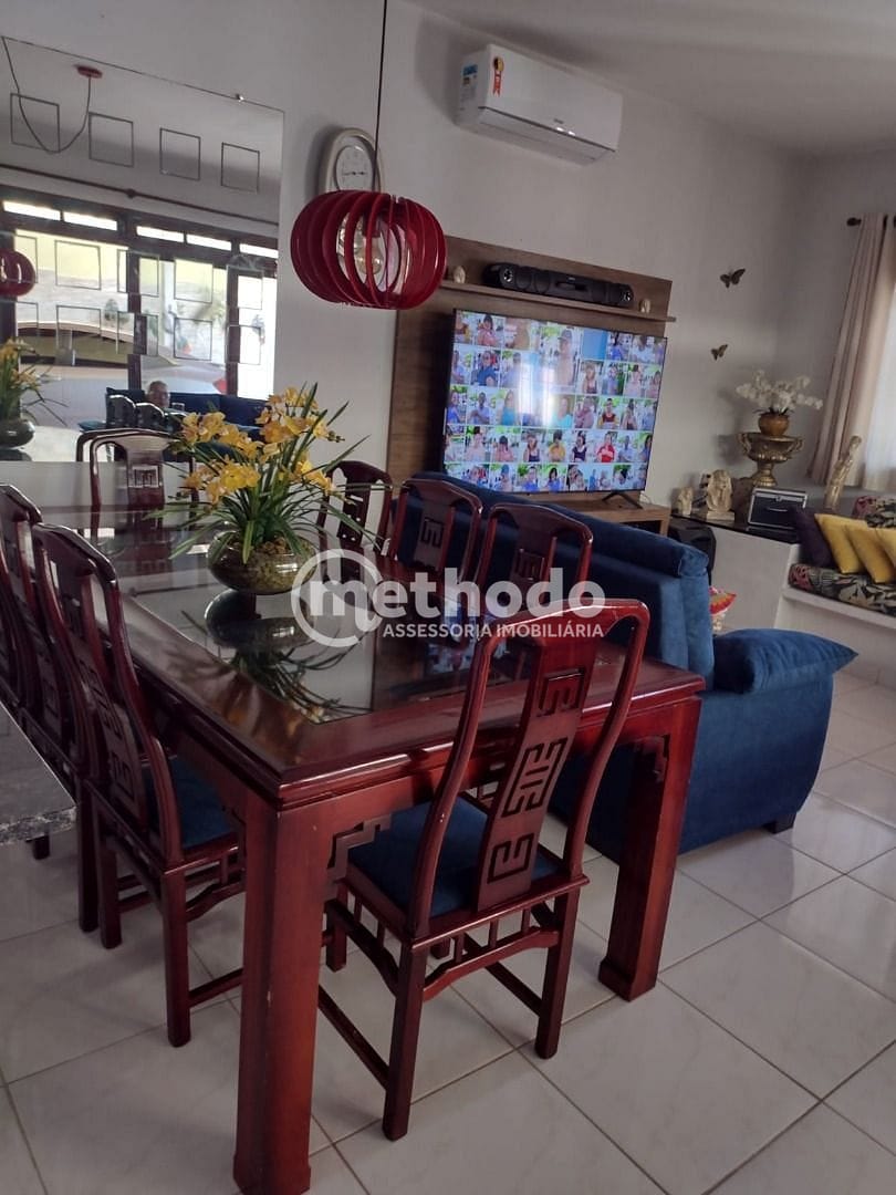 Casa, 3 quartos, 204 m² - Foto 4