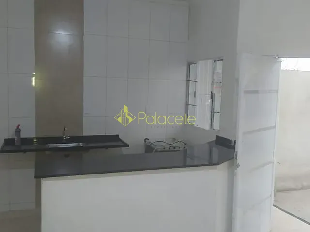 Casa com 150m² 3 quartos e 1 banheiro, à venda, no bairro Jardim Oásis em Taubaté
