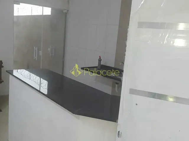 Casa com 150m² 3 quartos e 1 banheiro, à venda, no bairro Jardim Oásis em Taubaté