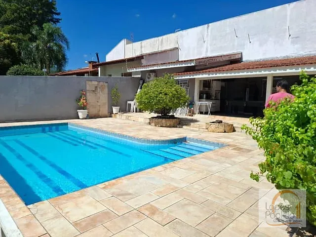 Casa com 668m² 3 quartos e 5 banheiros, à venda, no bairro Vila Santista em Atibaia