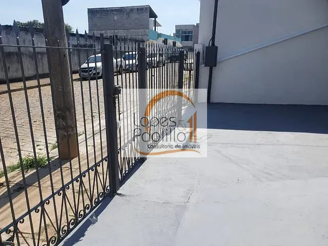 Casa com 270m² 3 quartos e 3 banheiros, à venda, no bairro Centro em Atibaia
