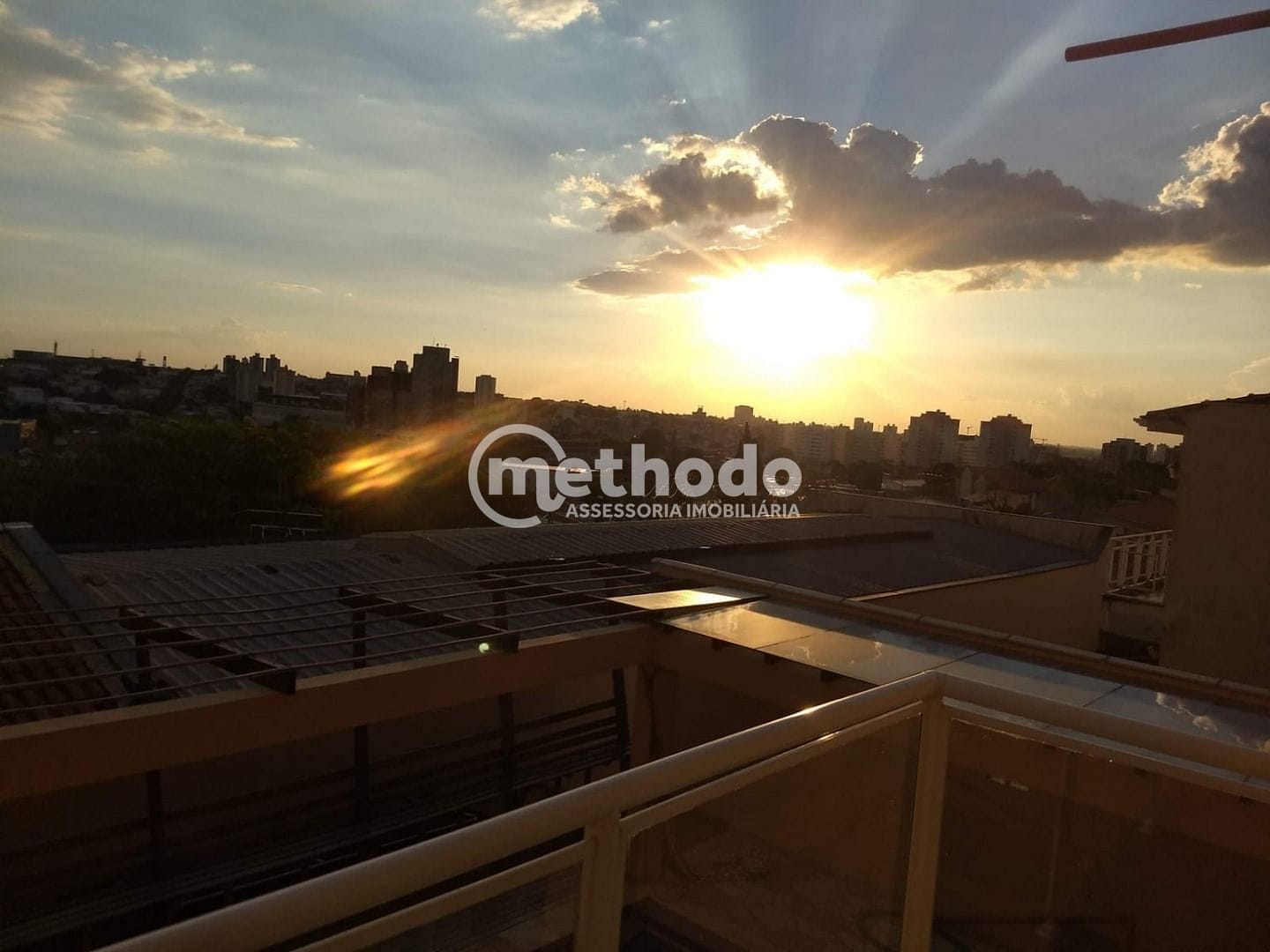 Casa, 3 quartos, 245 m² - Foto 2