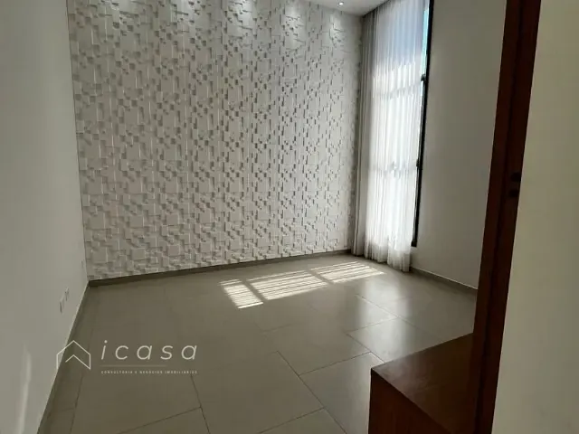 Casa com 300m² 3 quartos e 4 banheiros, à venda, no bairro Parque Piracangagua em Taubaté