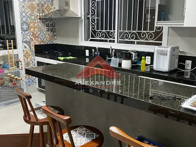 Casa com 250m² 3 quartos e 4 banheiros, à venda, no bairro Jardim Alvorada em São José dos Campos
