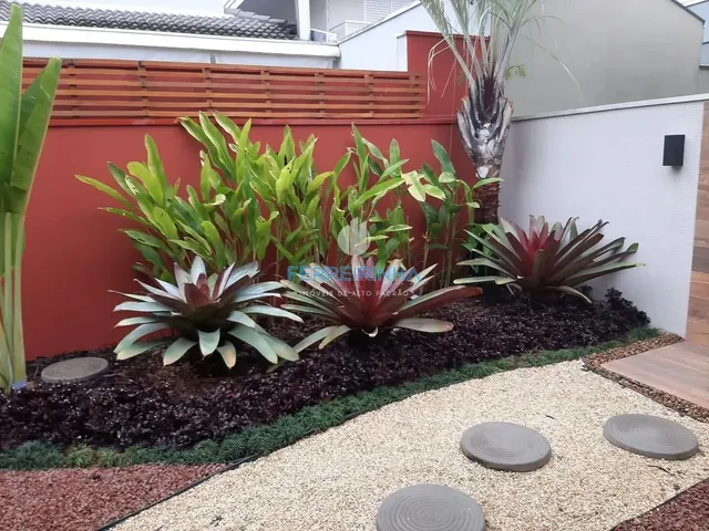 Casa com 250m² 3 quartos e 5 banheiros, à venda, no bairro Urbanova em São José Dos Campos