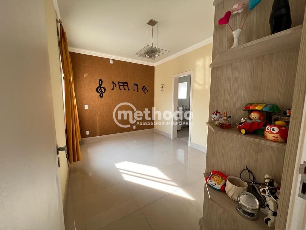 Casa, 3 quartos, 218 m² - Foto 27