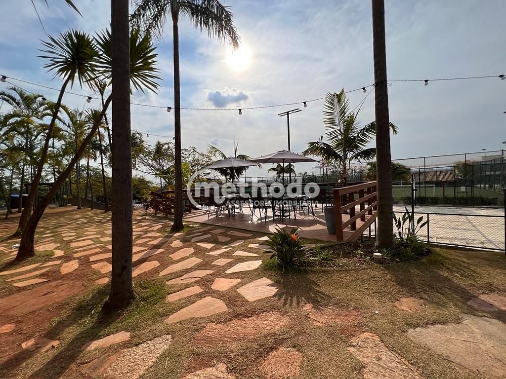 Casa, 3 quartos, 218 m² - Foto 38