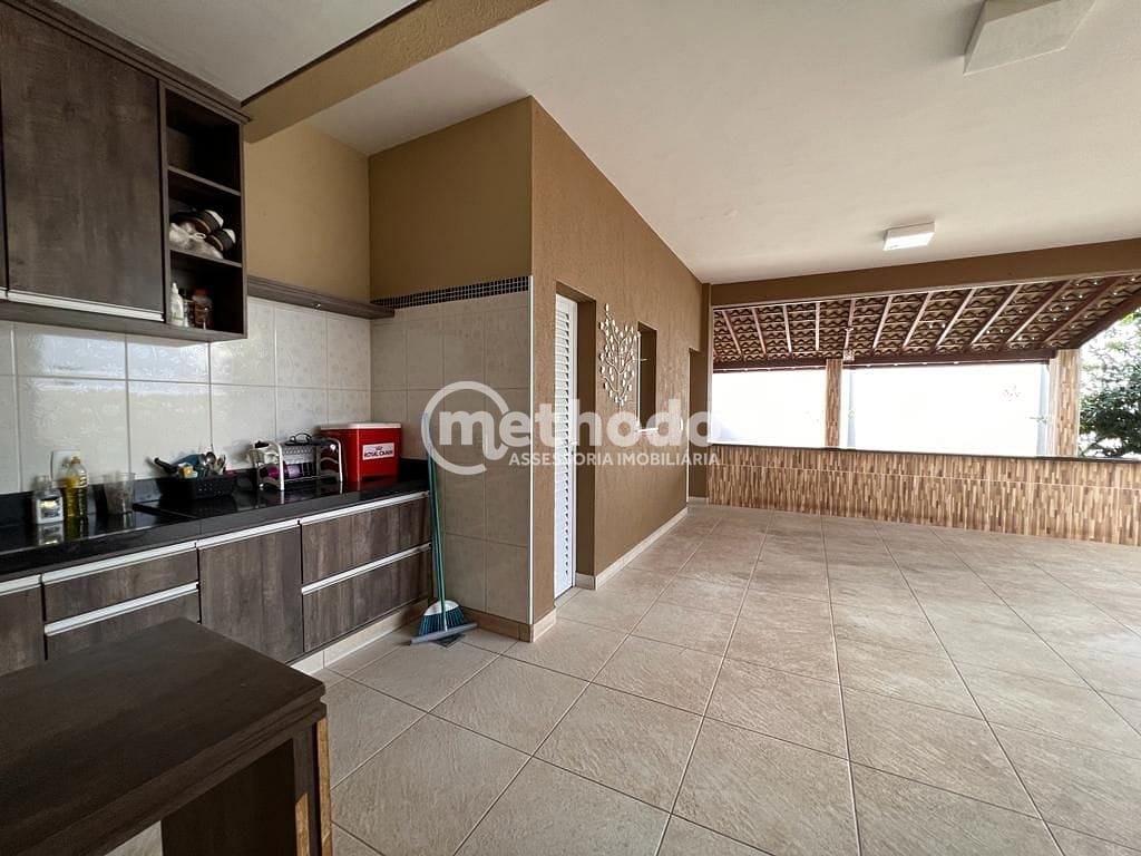 Casa, 3 quartos, 218 m² - Foto 9