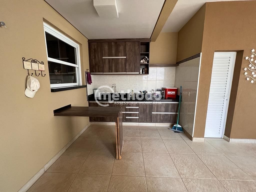 Casa, 3 quartos, 218 m² - Foto 8