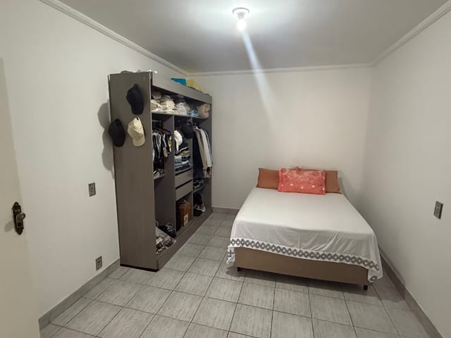 Casa com 275m² 2 quartos e 2 banheiros, à venda, no bairro Jardim Irapiranga em São Paulo