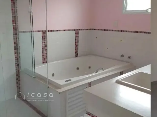 Casa com 450m² 3 quartos e 5 banheiros, à venda, no bairro Loteamento Itatiba Country Club em Itatiba