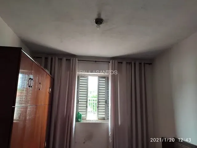 Casa com 349m² 4 quartos e 2 banheiros, à venda, no bairro Jardim Parada Do Alto em Sorocaba