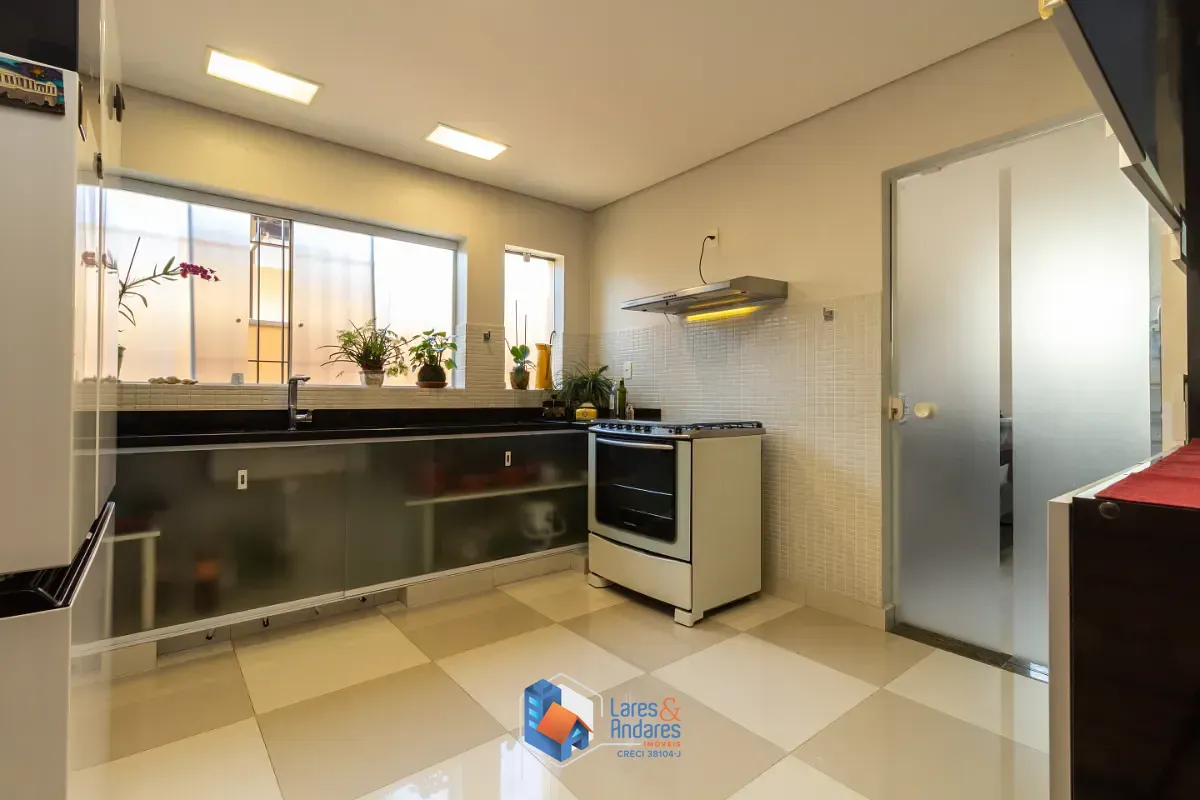 Casa, 3 quartos, 310 m² - Foto 12