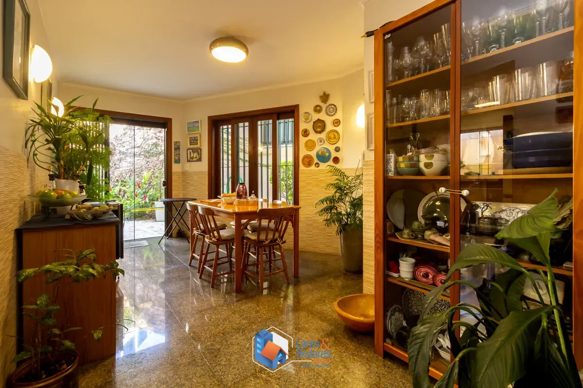 Casa, 3 quartos, 310 m² - Foto 10