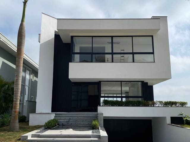 Casa com 513m² 4 quartos e 7 banheiros, à venda, no bairro Alphaville em Santana de Parnaíba