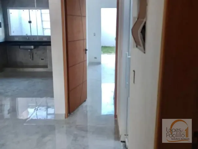 Casa com 175m² 2 quartos e 2 banheiros, à venda, no bairro Nova Cerejeira em Atibaia