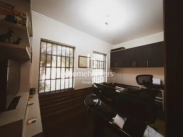 Casa com 684m² 4 quartos e 6 banheiros, à venda, no bairro Colinas dos Álamos em Valinhos