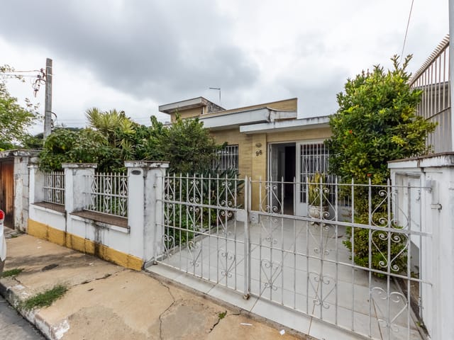 Foto do Casa - Casa tipo para venda com 2 quartos, 104m² | Lares e Andares Imóveis