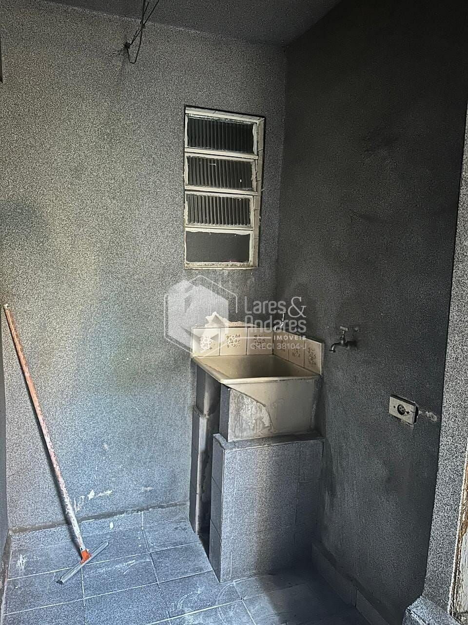 Casa à venda com 4 quartos, 200m² - Foto 32