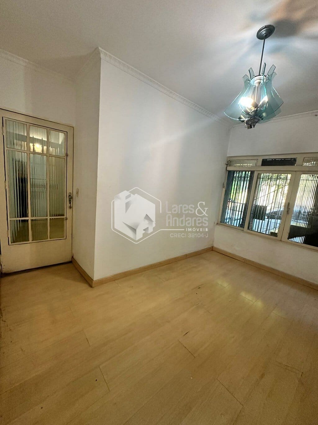 Casa à venda com 4 quartos, 200m² - Foto 35