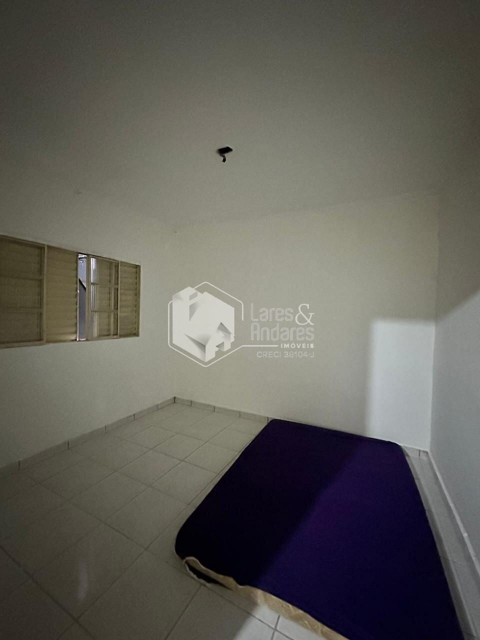 Casa à venda com 4 quartos, 200m² - Foto 36
