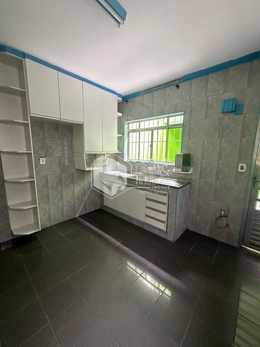 Casa à venda com 4 quartos, 200m² - Foto 6