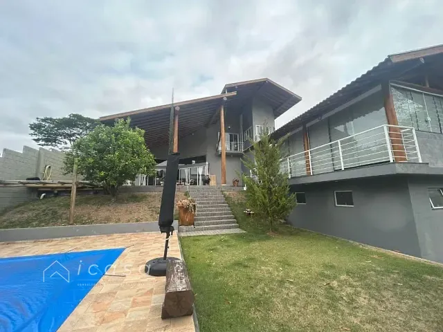 Casa com 1000m² 4 quartos e 5 banheiros, à venda, no bairro Tampanhão em Jambeiro