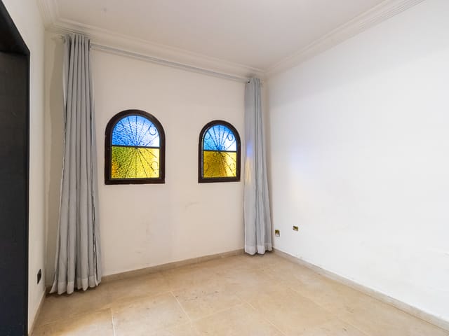 Foto do Casa - Casa tipo para venda em Santana com 2 quartos, 178m² | Lares e Andares Imóveis